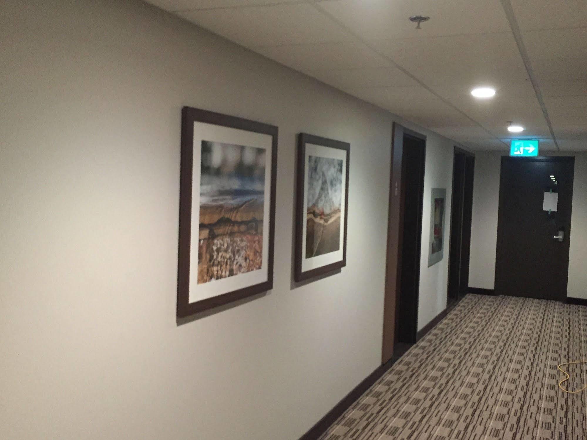 Microtel Inn & Suites By Wyndham Kirkland Lake Экстерьер фото